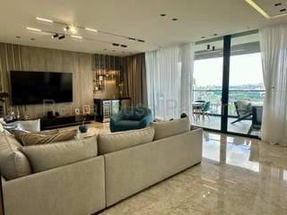 Apartment for Sale in Santa Maria - 4 bedrooms