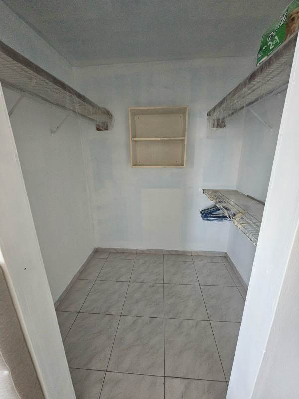 Furnished 4-Bedroom Apartment with Balcony in PH Miraluz, Punta Paitilla