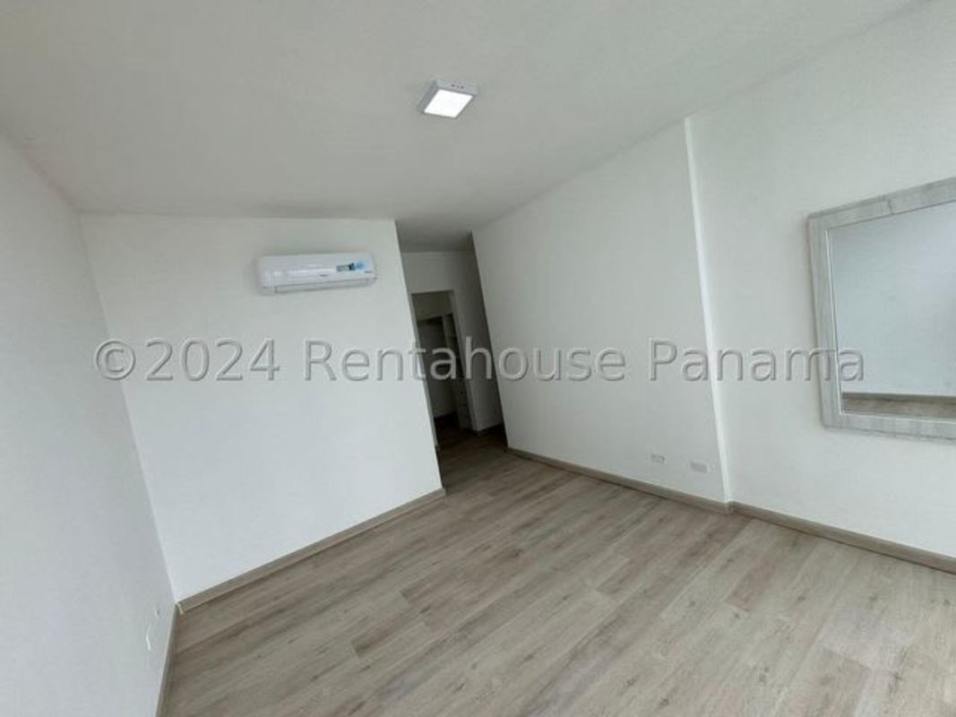 Modern lobby with elevators, The Cosmopolitan Panama City