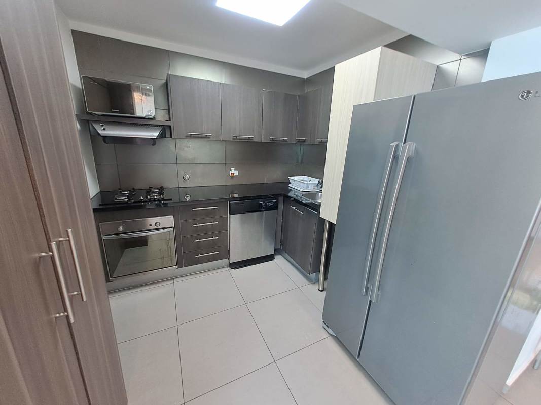 Curved balcony panoramic ocean and city views in PH BICSA Tower Panama City