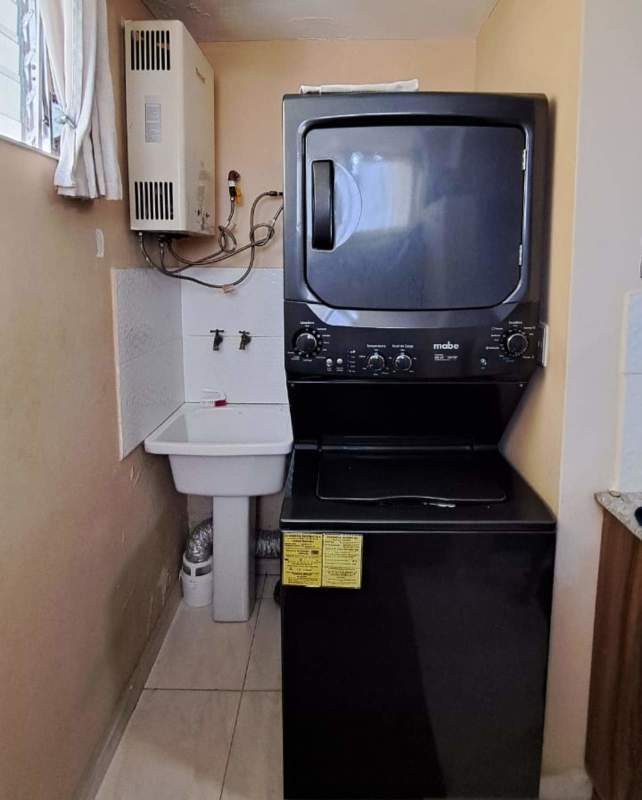 Bathroom with glass shower and modern sink PH McGregor Hill Panama City