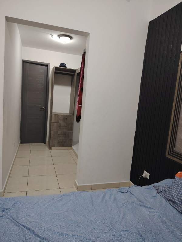 Minimalist bedroom with accent wall and bed PH Sabana Tower Panama City