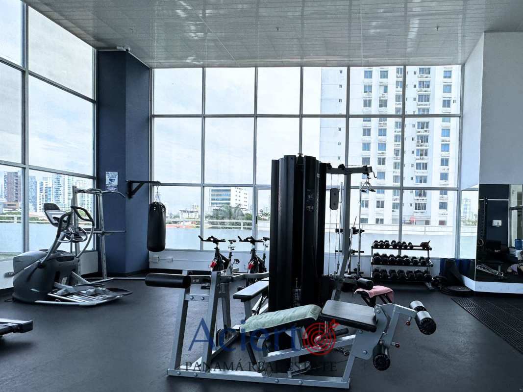 Investment 1BR Apartment Central San Francisco w/ Balcony