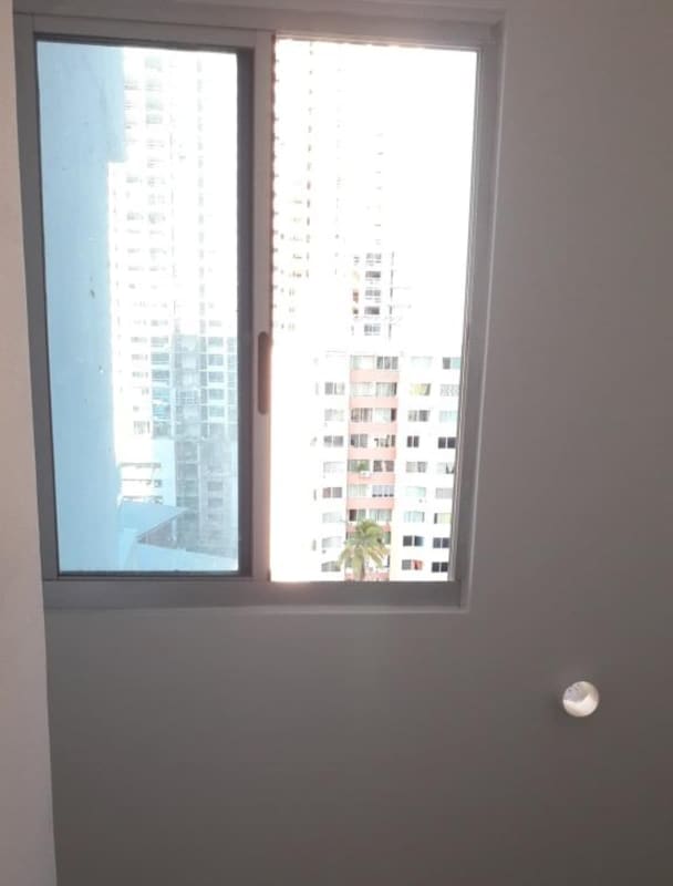 Large sliding window with urban views in Carrasquilla Panama PH Sunshine by The Park