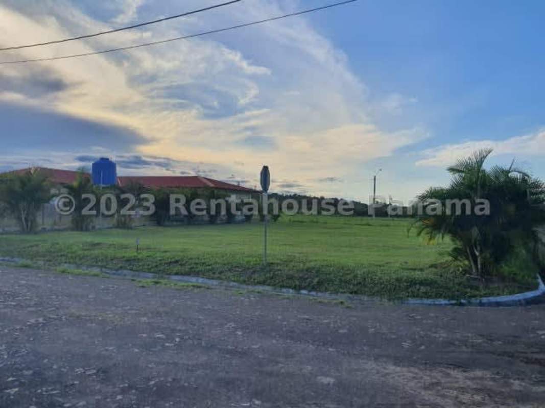 View of 602 sqm flat land lot inside Villas del Llano Las Lajas for residence construction Panama