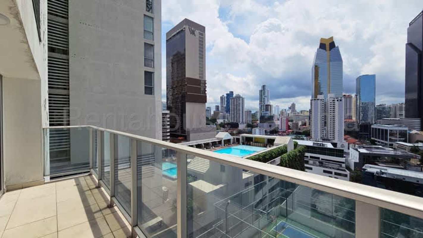 Spacious balcony overlooking Pacific Ocean and Cinta Costera PH BICSA Avenida Balboa Panama