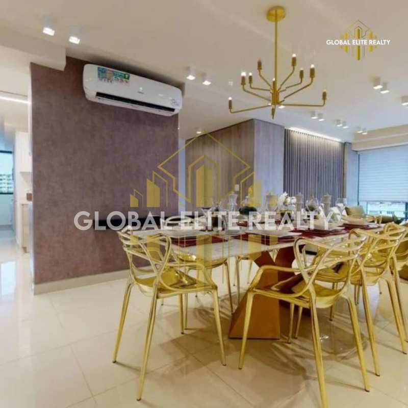 Bright second bedroom with large window PH Balboa Bay Avenida Balboa Panama City