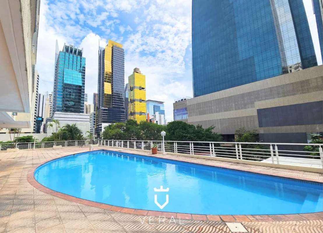 Spacious Apartment for Sale PH Sunrise Tower Obarrio Panama - View 4