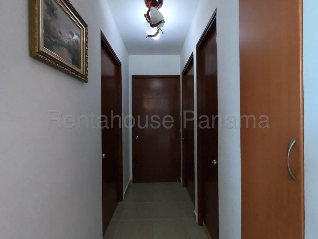 Additional bedroom with closet and window in Green Bay Costa del Este Panama