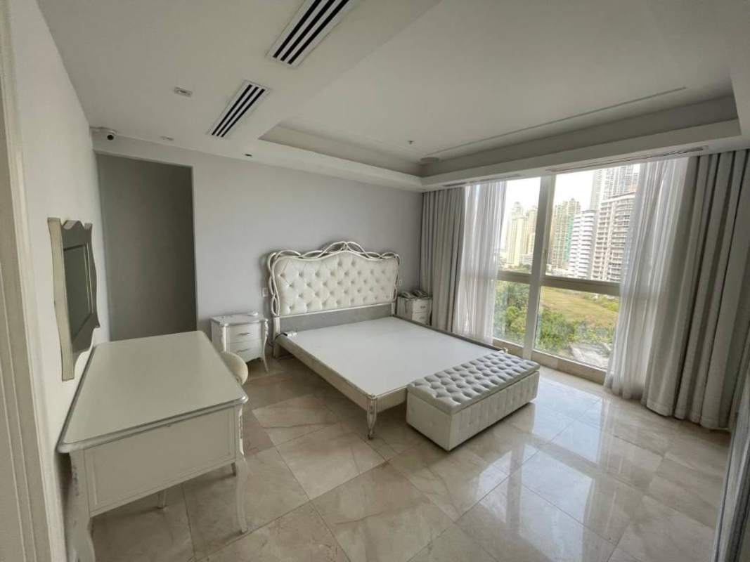 Luxurious bedroom with panoramic windows and tufted bed PH D1 Panama
