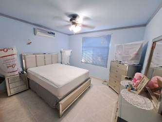 Spacious living room area with ceramic tile floors in La Isabela Arraiján Panama