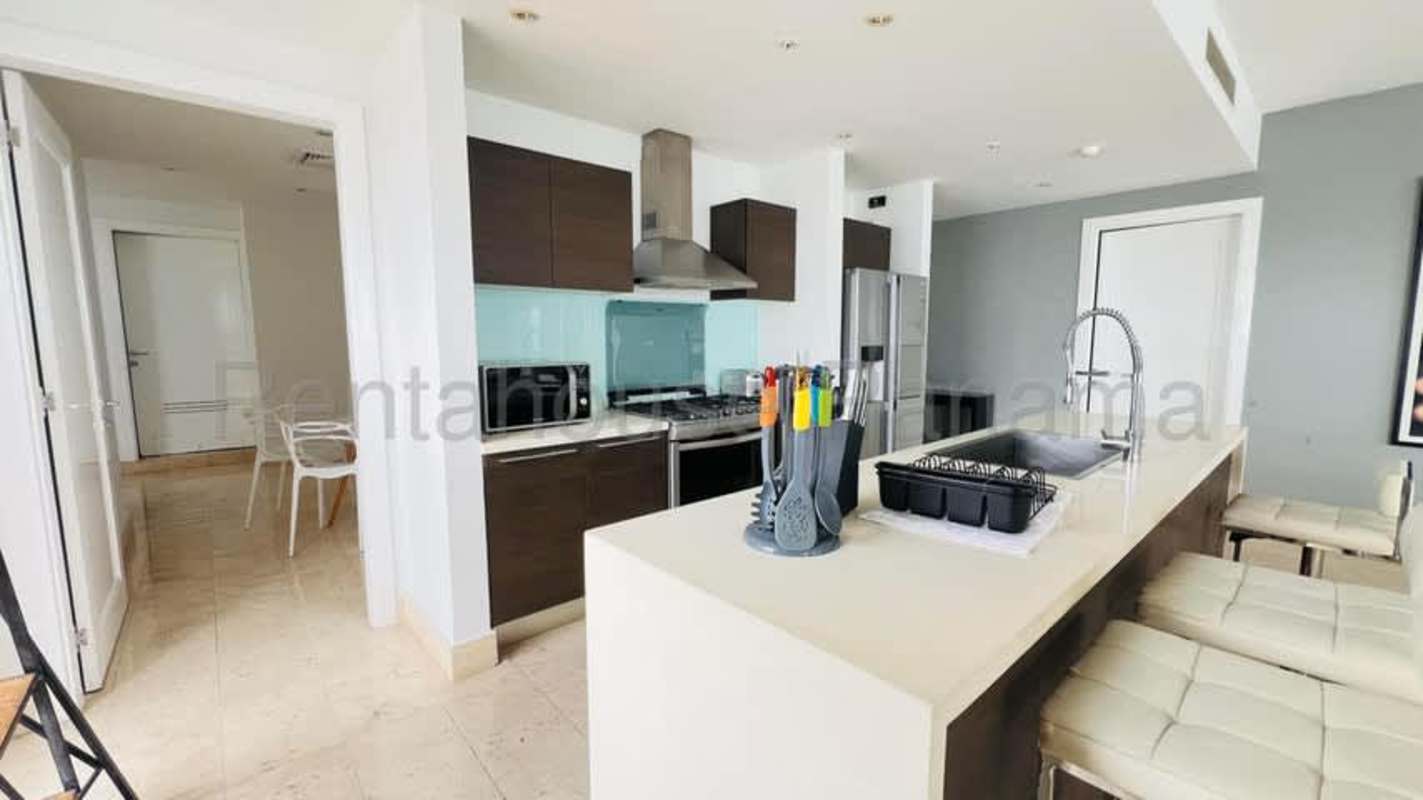 Luxury 3BR Penthouse Oceanfront in YOO Panama Avenida Balboa