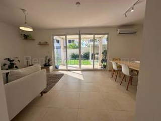 Townhouse for Rent in Cocoli - 4 bedrooms