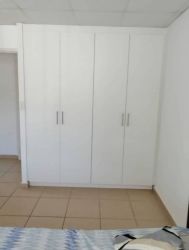 Room with wardrobe and minimalist decor in Vista Alegre Burunga Panama