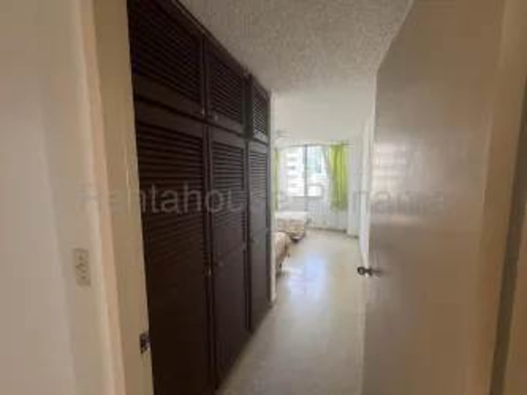Modern bathroom with shower in furnished apartment PH Bahia Marbella Panama City