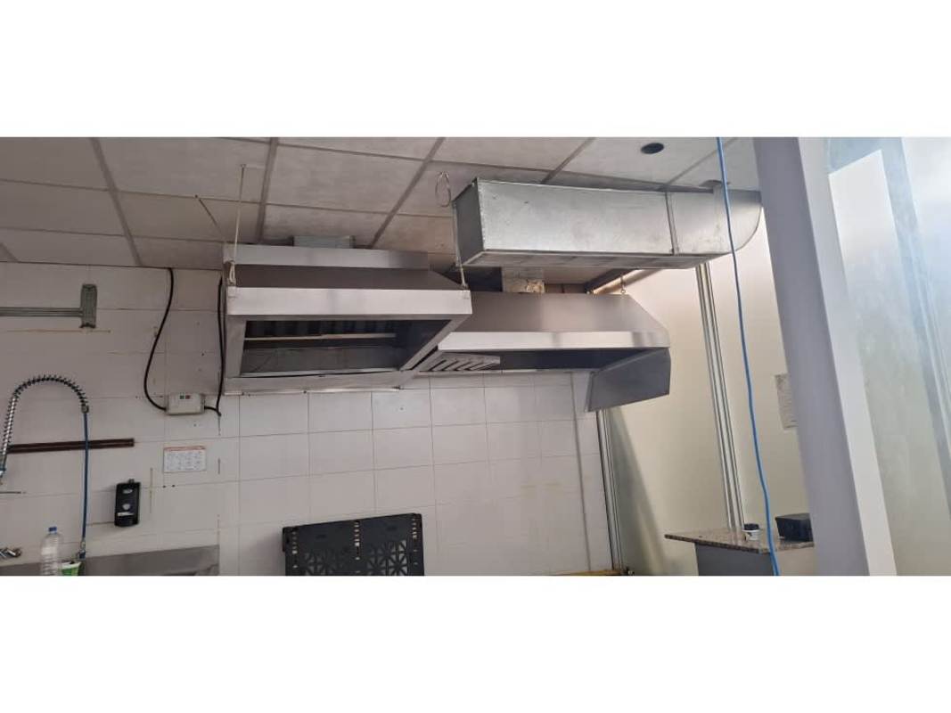 Industrial kitchen ventilation tiled walls stainless steel sink commercial property panama