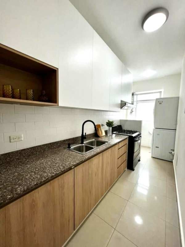 Dining room in furnished apartment PH Coral Tower, San Francisco, modern decor Panama City