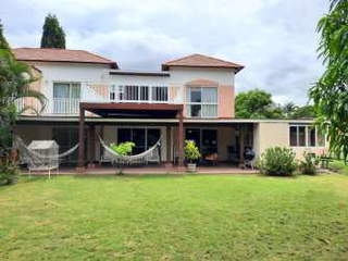 Single-Family House for Sale in Antón - 4 bedrooms
