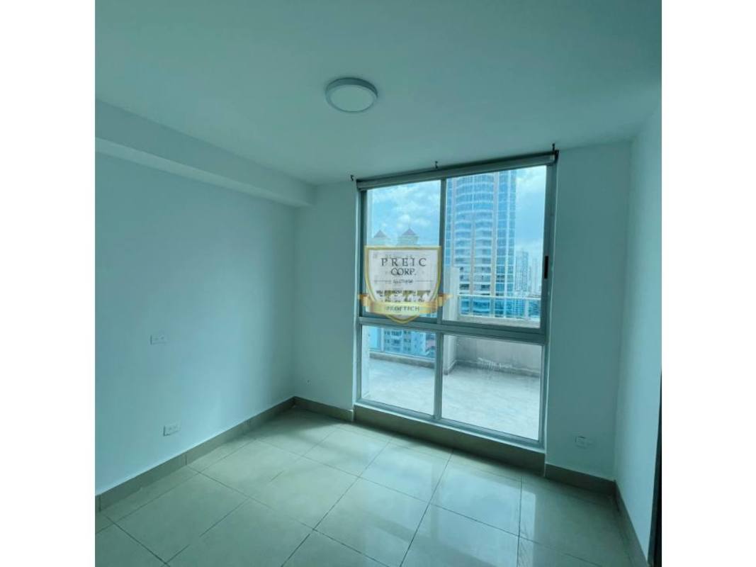 Luxury apartment kitchen with granite counters and marble details PH Kolosal Panama