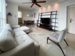 Apartment for Sale in San Francisco - 2 bedrooms