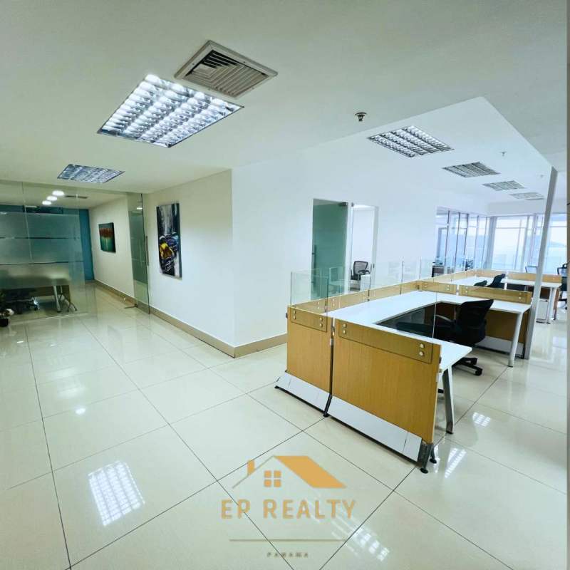 Private offices furnished with panoramic views in PH BICSA Tower Panama