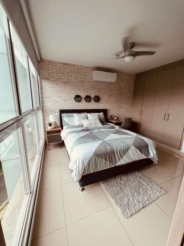 Spacious kitchen with wood cabinets, granite countertops, appliances in Albrook Gardens Panama City