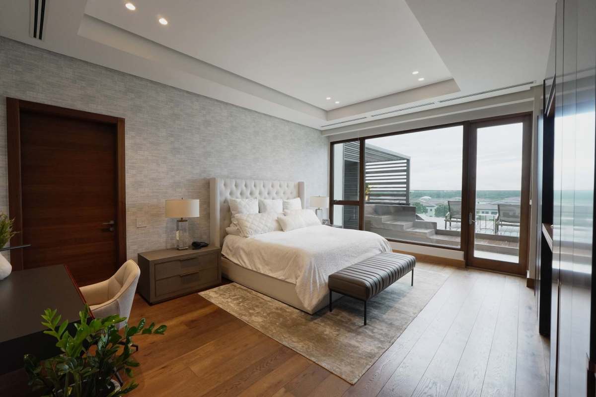 Large open terrace with panoramic views of golf course and sunsets at PH Santa María Panama