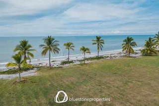 Beachfront Land for Sale in Antón - 0 bedrooms