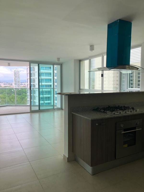 Secondary bedroom with large window ocean view PH Lumiere Panama