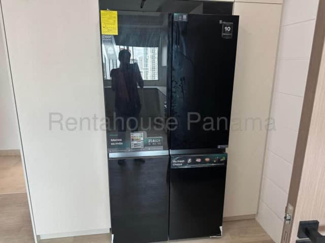 Dining area integrated with living space marble floors PH BICSA Tower luxury apartment rent Panama City