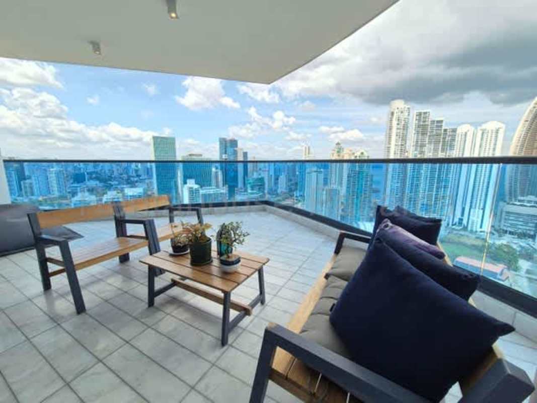 Large balcony panoramic Pacific Ocean city skyline views PH Marina Bay Punta Paitilla Panama