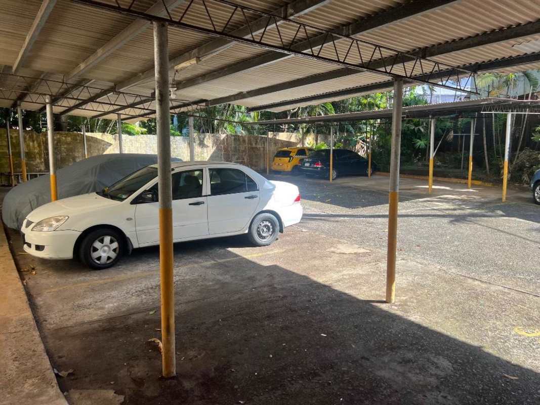 Covered parking lot with metal roof for residential use El Cangrejo Panama