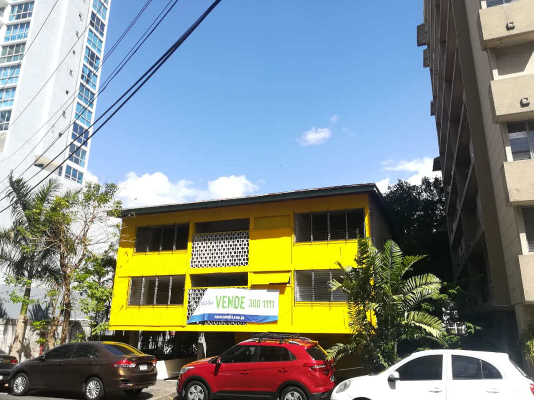 Urban street frontage of 900 sqm development site with mid-century facade El Cangrejo Panama