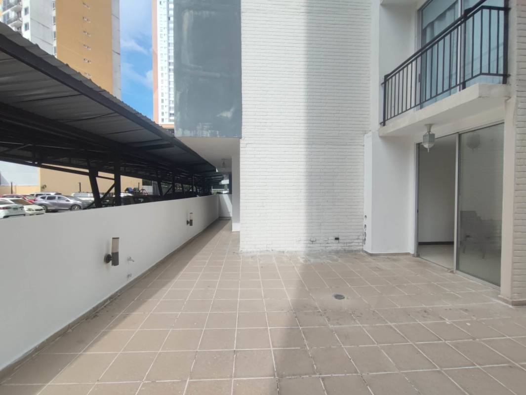 Large tiled private terrace with sliding door balcony Altavista Tower El Bosque Panama
