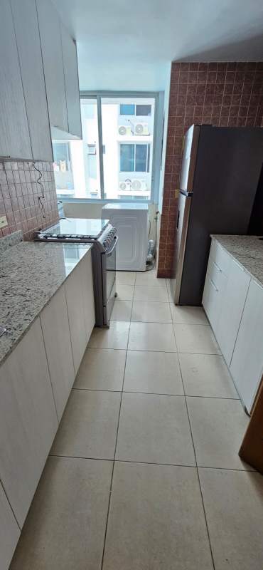 Master bedroom with ensuite bathroom, new closet, and AC PH Mont Royale El Cangrejo Panama