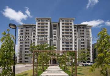 Community lounge with game tables and seating PH Woodlands Residences Panama