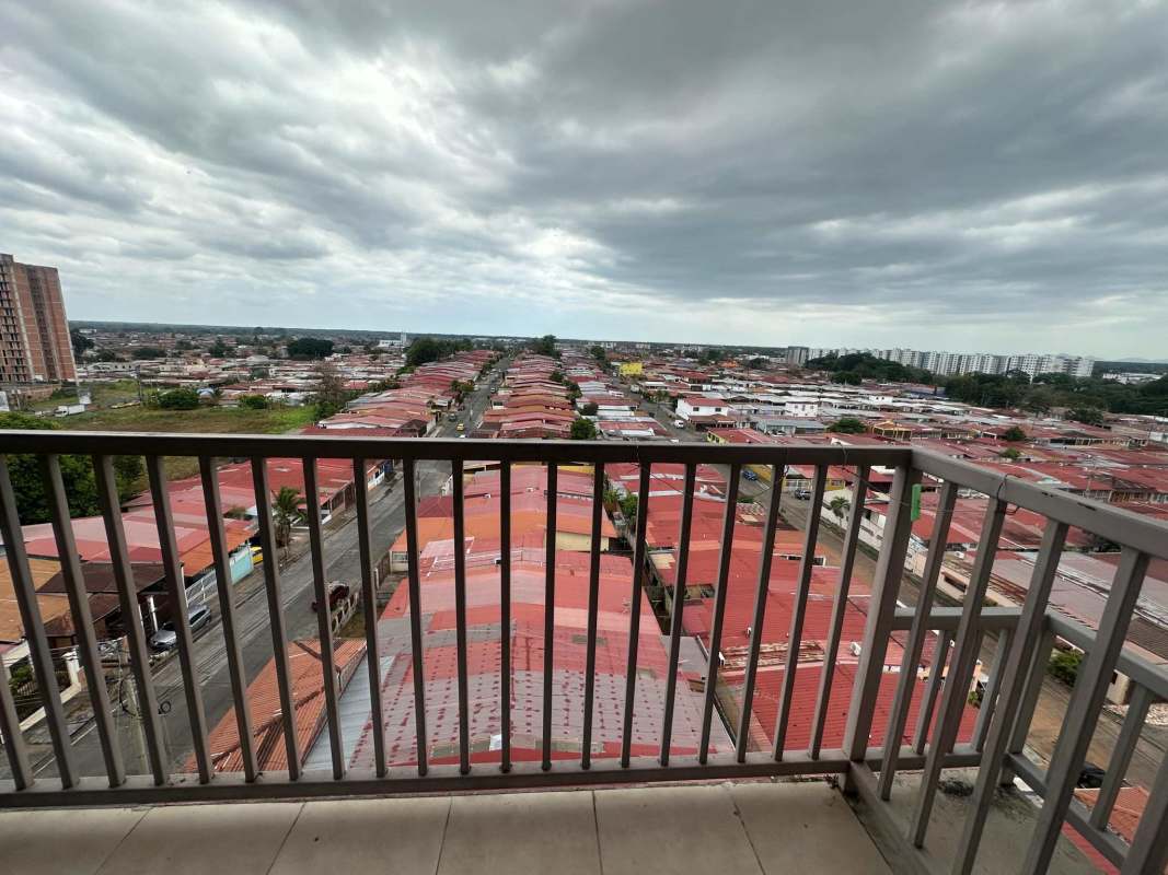 High-rise balcony panoramic view city Don Bosco Urbanización Panama