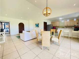 House / Villa for Sale in San José - 3 bedrooms