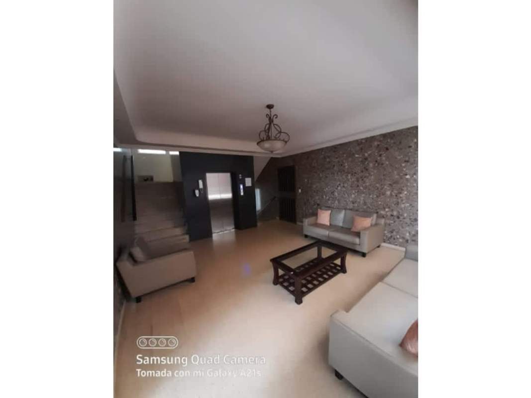 Modern bathroom with walk-in shower and vanity PH Altos del Golf San Francisco