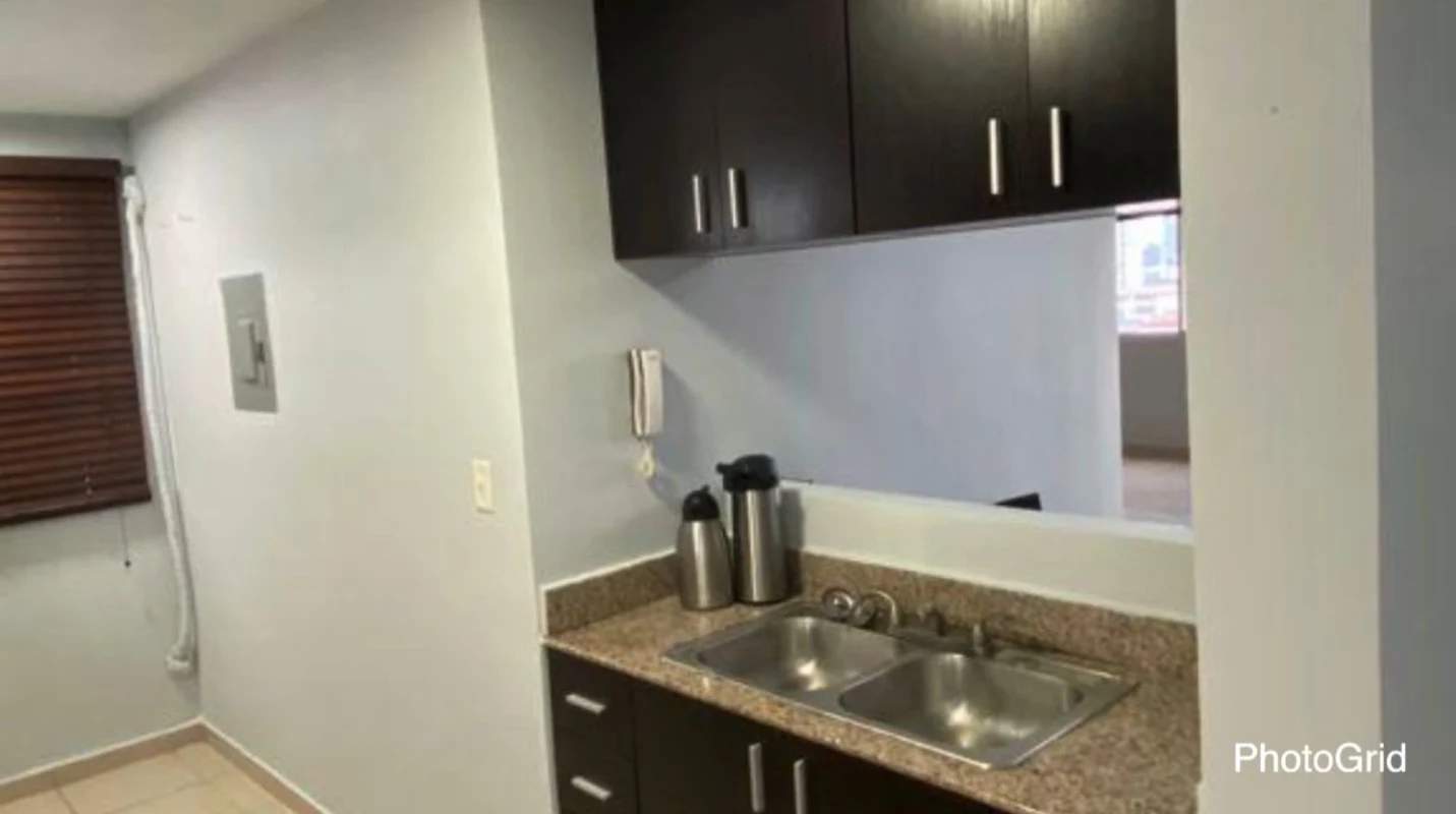 Second bedroom with built-in wardrobe ceramic floors PH Rio Abajo Panama