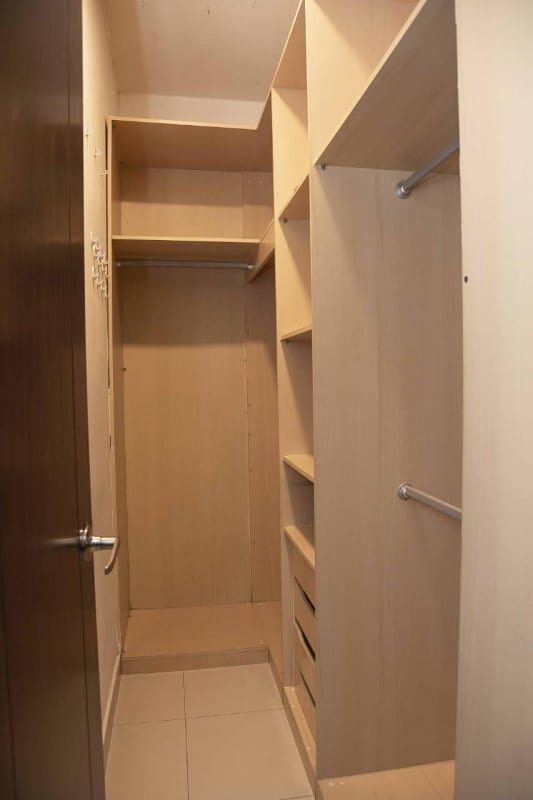 Open kitchen with granite bar and appliances PH The Cosmopolitan Panama