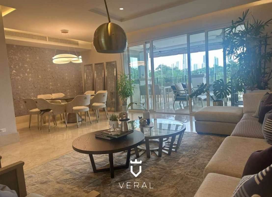 Master bedroom with balcony, walk-in closet, ensuite bathroom at PH The Reserve Santa Maria Panama