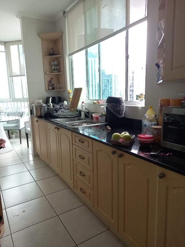 Spacious master bedroom with balcony, walk-in closet and ensuite bath in Bahia Esmeralda Panama