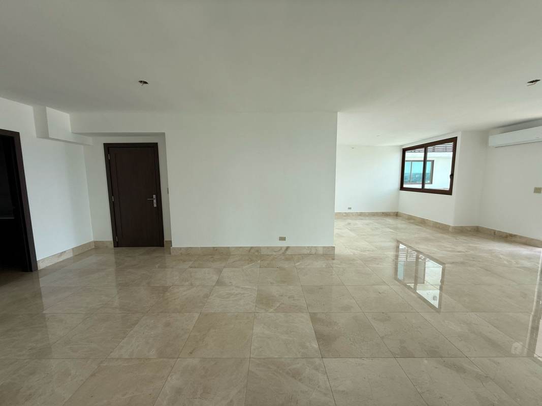 Large empty living dining area modern apartment Santa María Panama