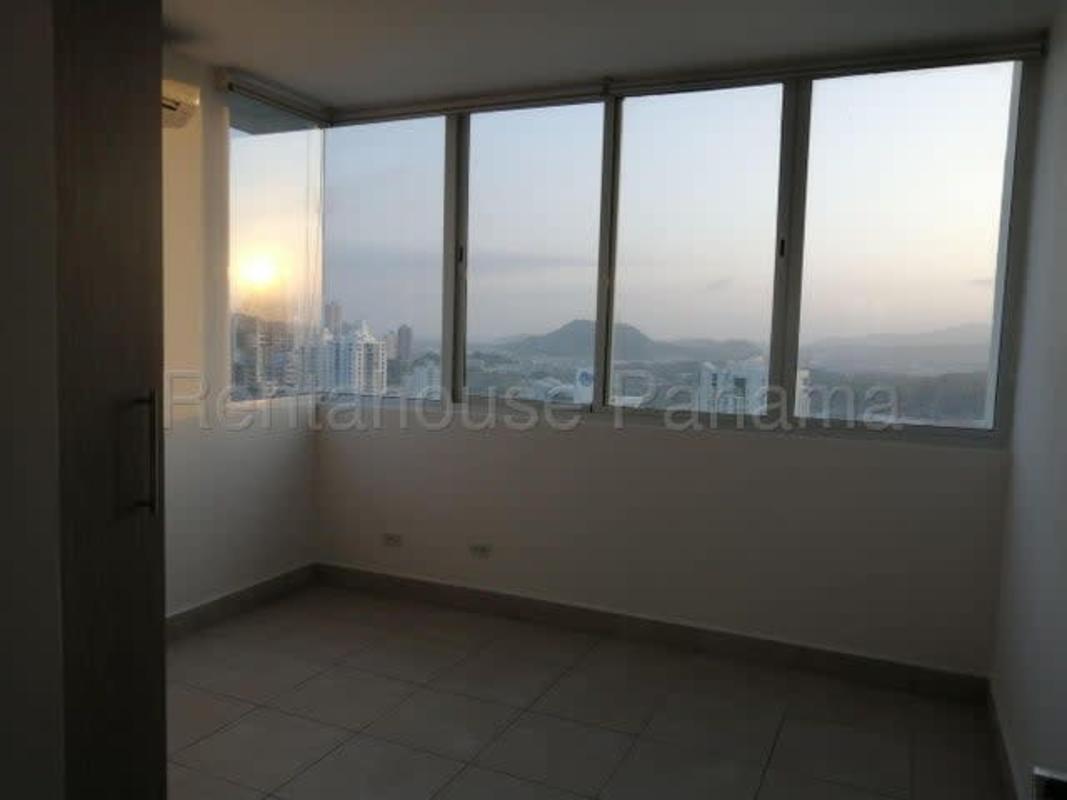 Contemporary bathroom with glass shower and granite countertop in PH Vivendi Towers Edison Park Panama