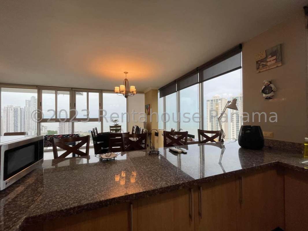 Swimming pool with sun deck at PH San Francisco Bay Panama City