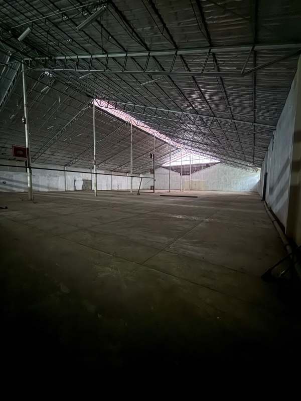 Commercial warehouse space with integrated office area in Parque Lefevre Panama