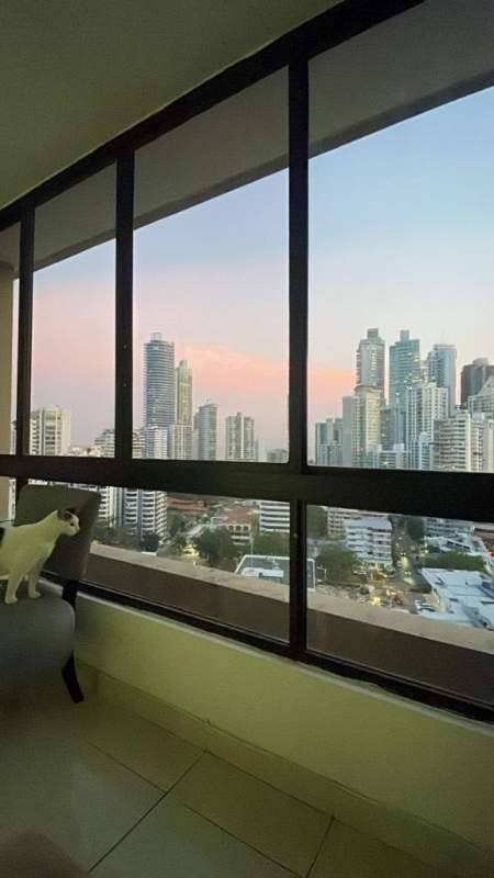 Renovated master bedroom in PH Arrecife with closet AC ocean view Punta Paitilla