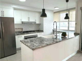 Apartment for Sale in San Francisco - 2 bedrooms