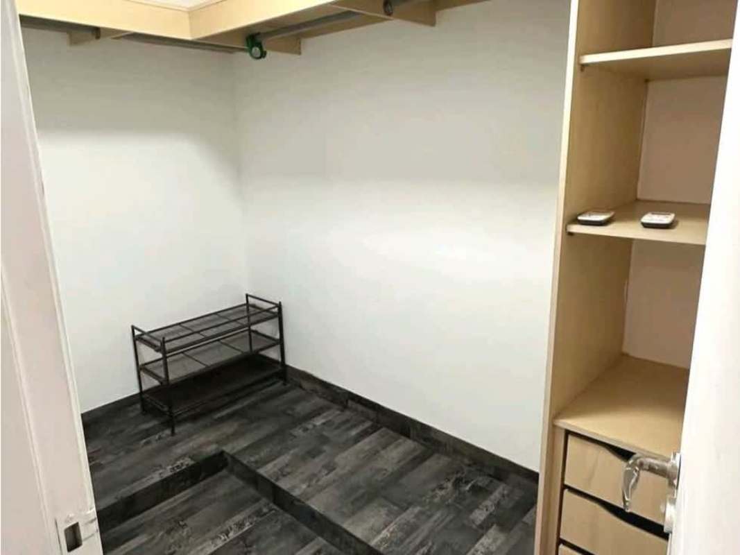 Second bedroom with large windows and AC PH Moon Tower Panama